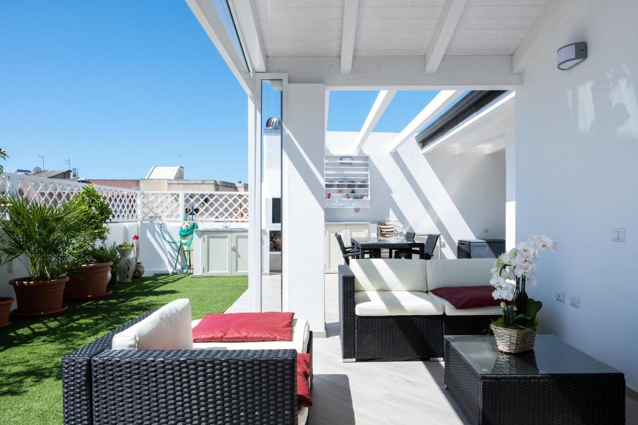 Apartamento Attico Jasmin Quartu SantʼElena Exterior foto